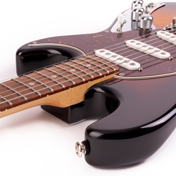 G&L Fullerton Deluxe Skyhawk 3TS_CR - G&L Guitars