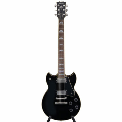 YAMAHA SG1820 Black