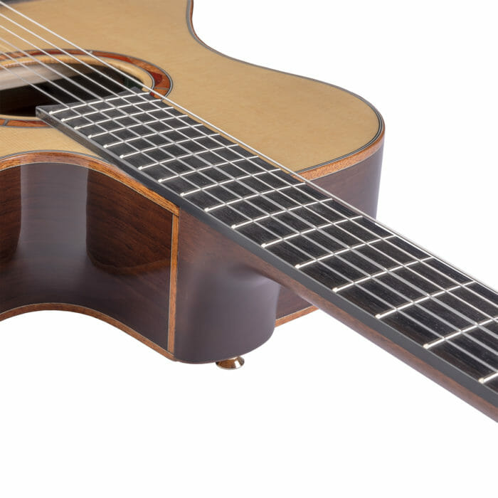 Yamaha NTX3 Akustik-Elektrik-Nylonsaitengitarre – Bild 5