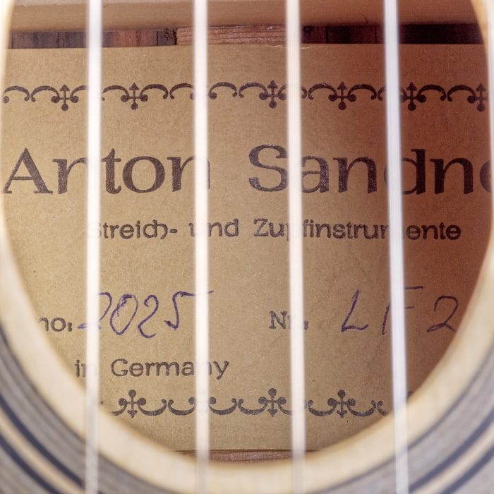 Anton Sandner Favino Gypsy Jazz-Gitarre mit „Petite Bouche“ 2025 LF2 – Bild 7